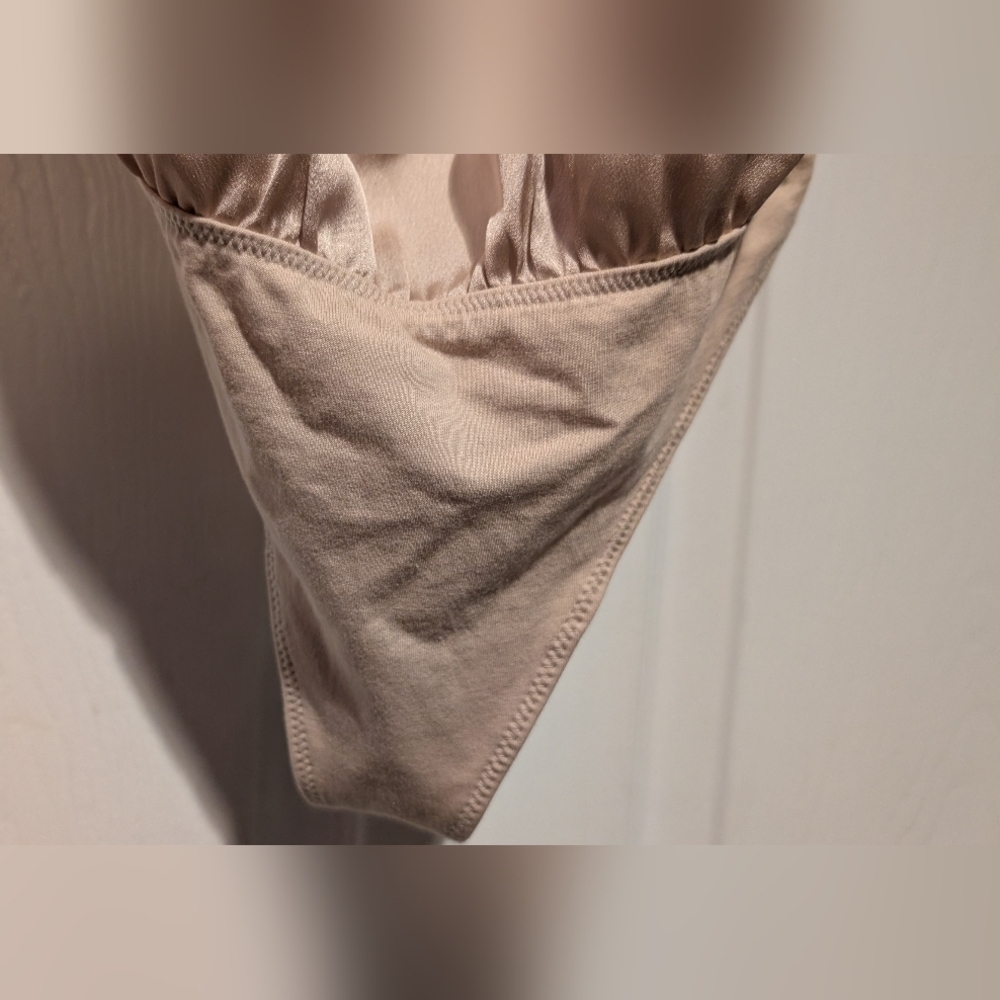 Abercrombie & Fitch NWT $45 Women's Tan Satin Bodysuit Size XS NEW - Picture 4 of 13